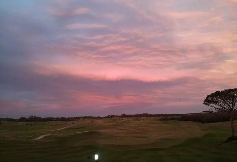 فندق Peppers Moonah Links Resort