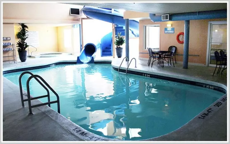 Отель Quality Inn & Suites Yorkton