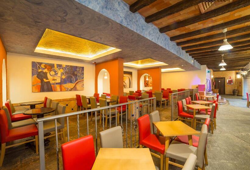 호텔 tent Torremolinos