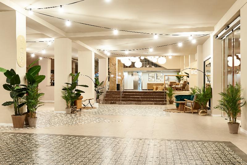 호텔 tent Torremolinos