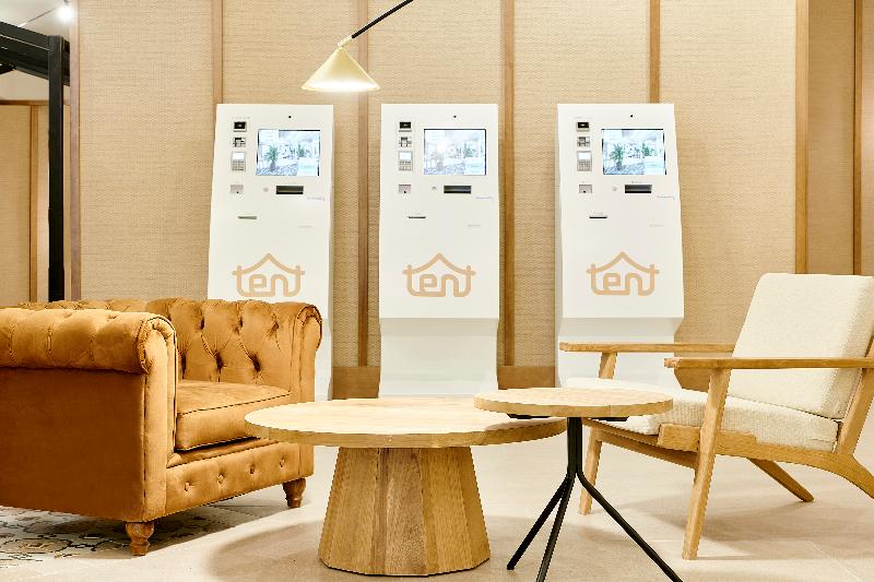 호텔 tent Torremolinos