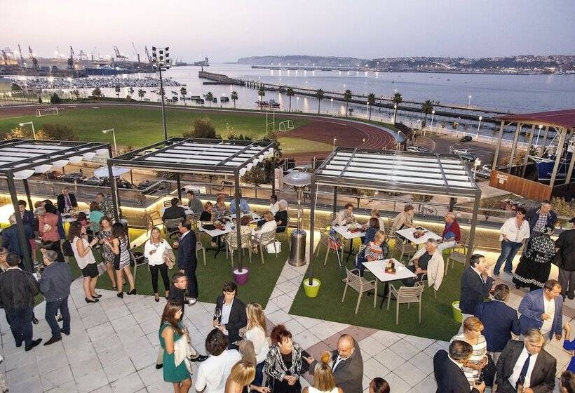 בית מלון כפרי Urh Palacio De Oriol