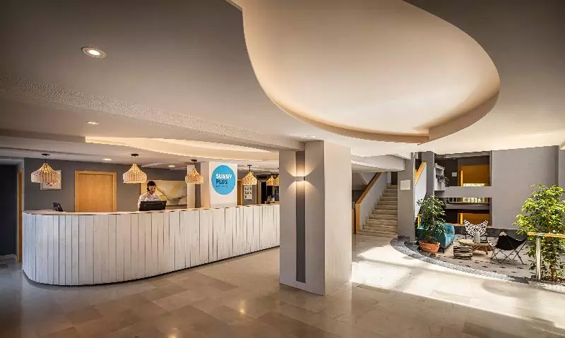 호텔 Sunny Krk By Valamar