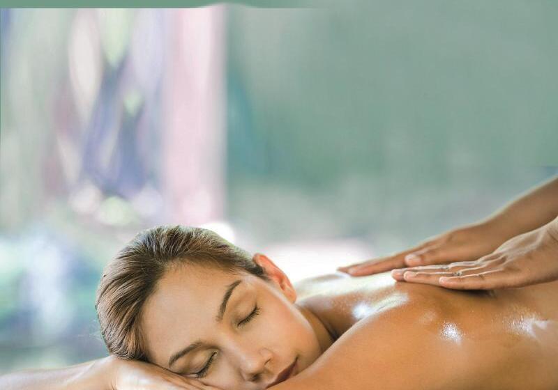 בית מלון כפרי Sunny Krk By Valamar