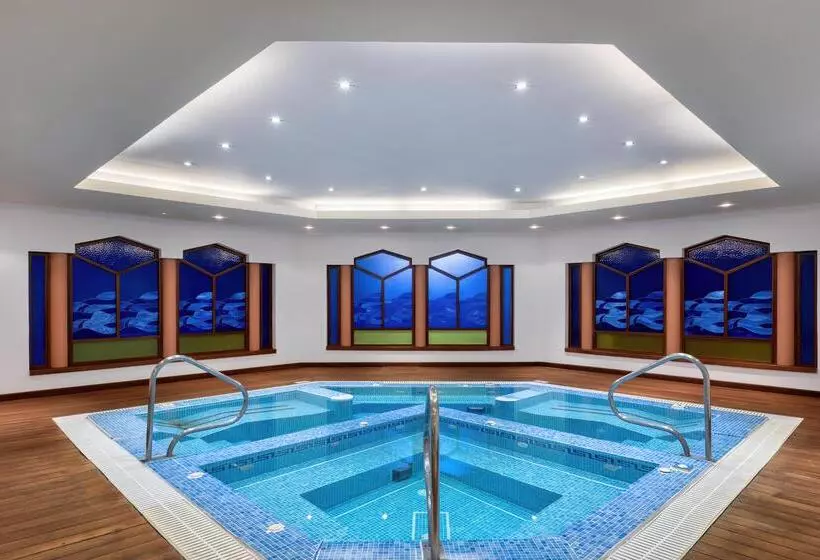 Neptune Luxury Resort