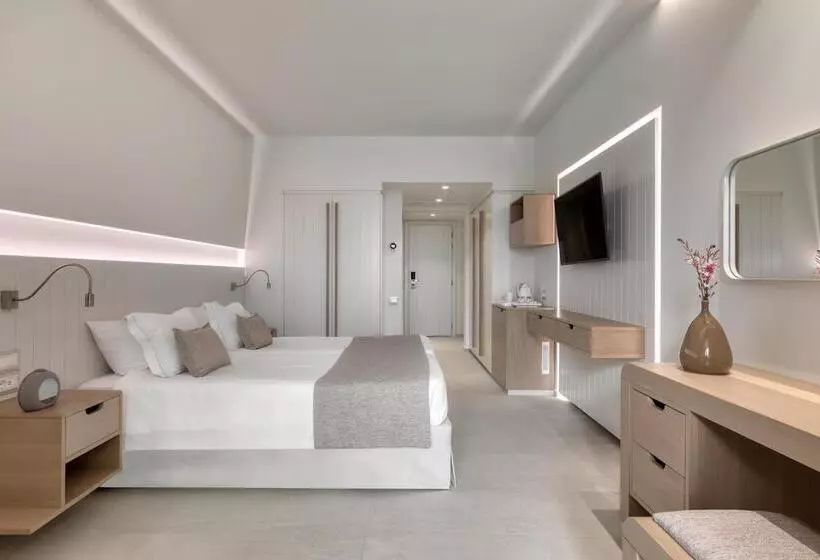 Neptune Luxury Resort