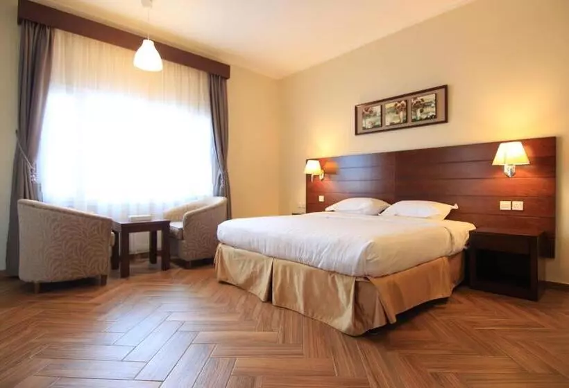 Al Jar Resort   Families Only