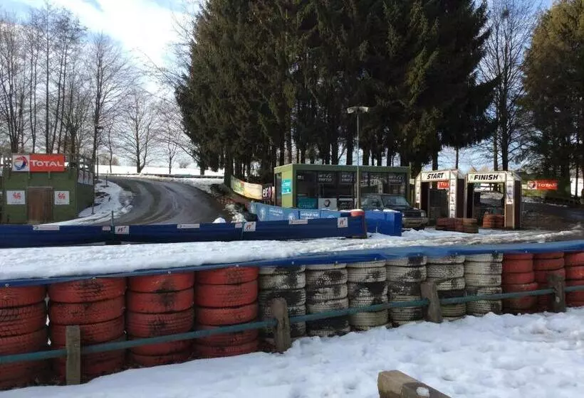 Retkeilymaja Dortoirs Le Domaine