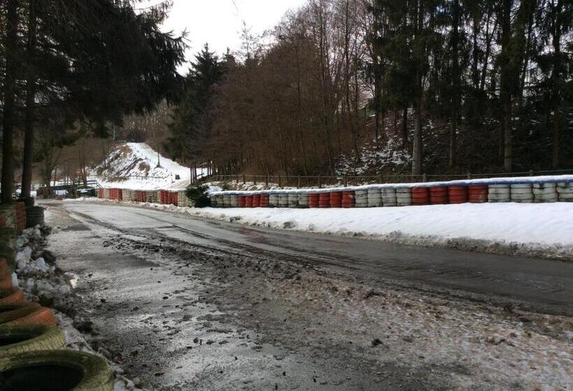 הוסטל Dortoirs Le Domaine