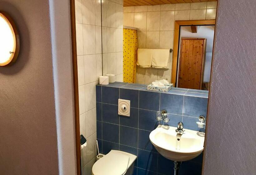 Herberge Gasthaus Alpenrose