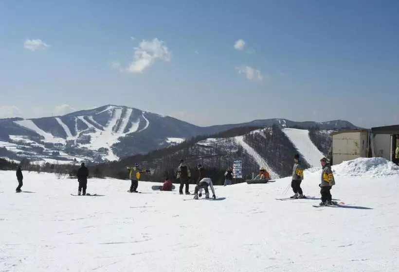 Retkeilymaja Guest House Kura