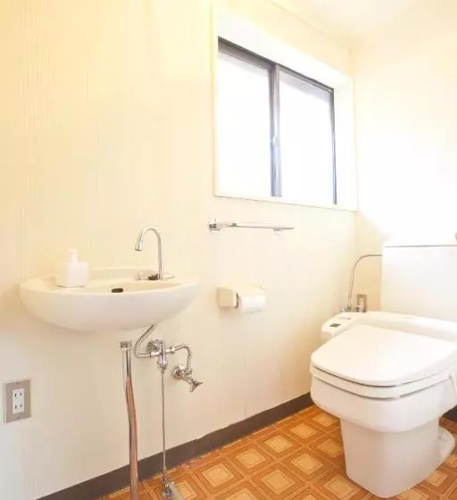 Retkeilymaja Guest House Kura