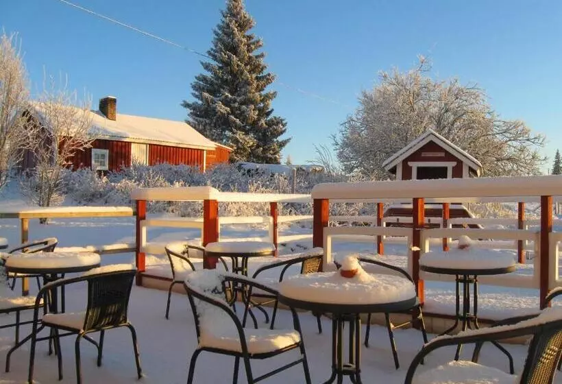 Retkeilymaja Kierinki Village Majatalo