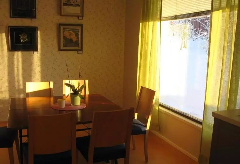 Retkeilymaja Kierinki Village Majatalo