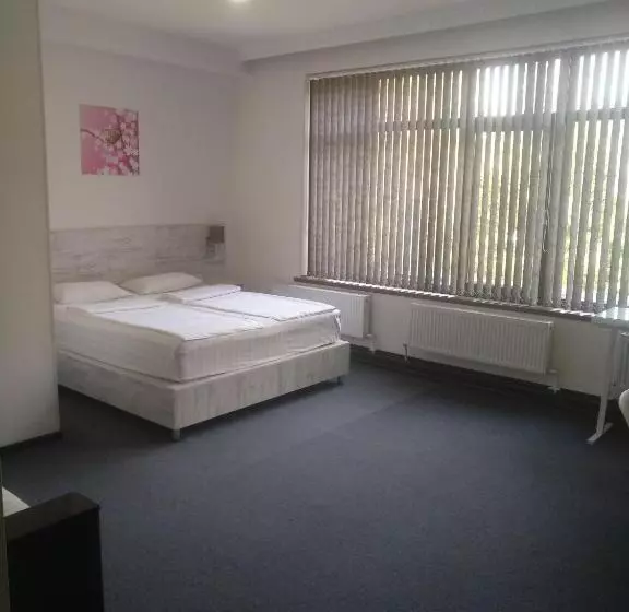 Retkeilymaja Sakura Inn