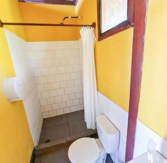 Retkeilymaja Surfing Turtle Lodge