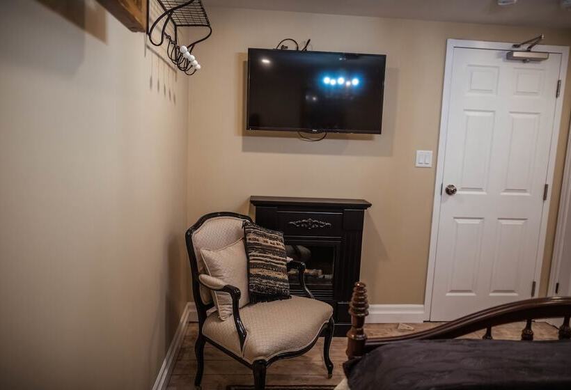 فندق صغير The Chepstow Inn