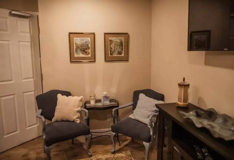 Retkeilymaja The Chepstow Inn