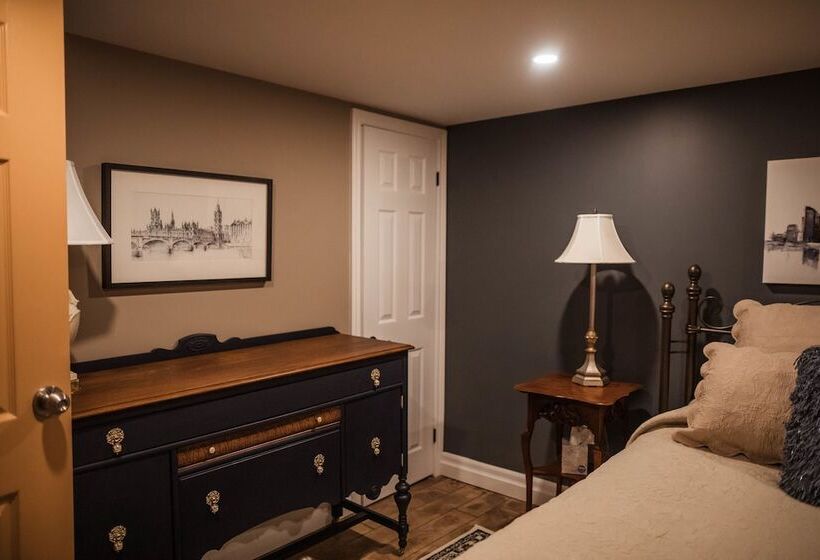 فندق صغير The Chepstow Inn