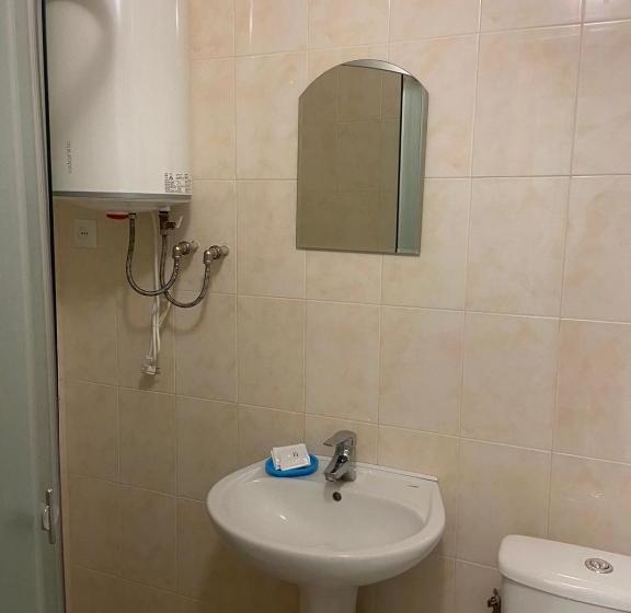 فندق صغير Yuvileyny