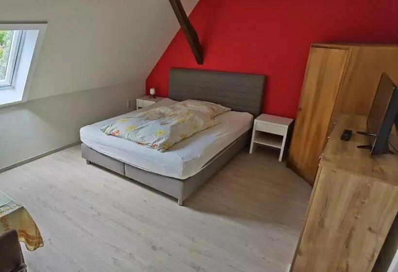 Retkeilymaja Zum Schwarzen Adler