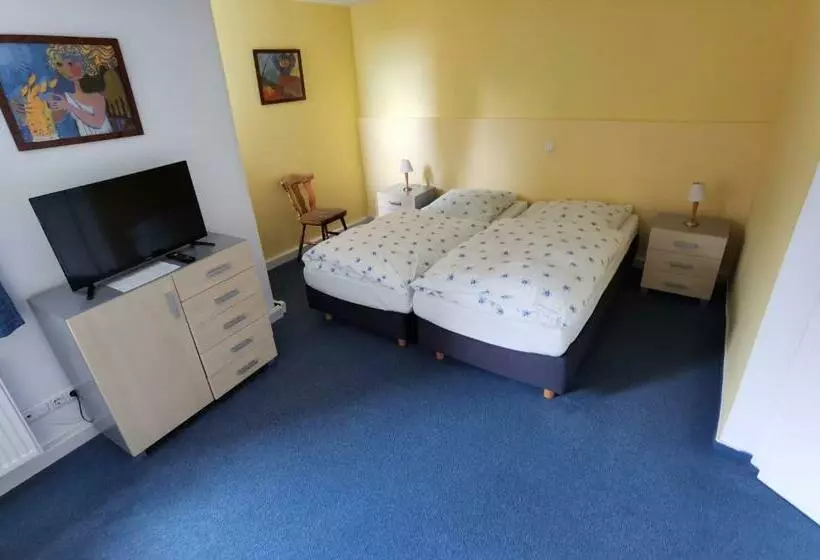 Retkeilymaja Zum Schwarzen Adler