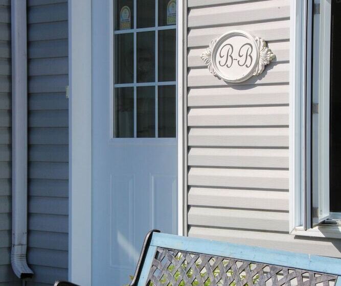 Bed & Breakfast Cedar Drive Inn