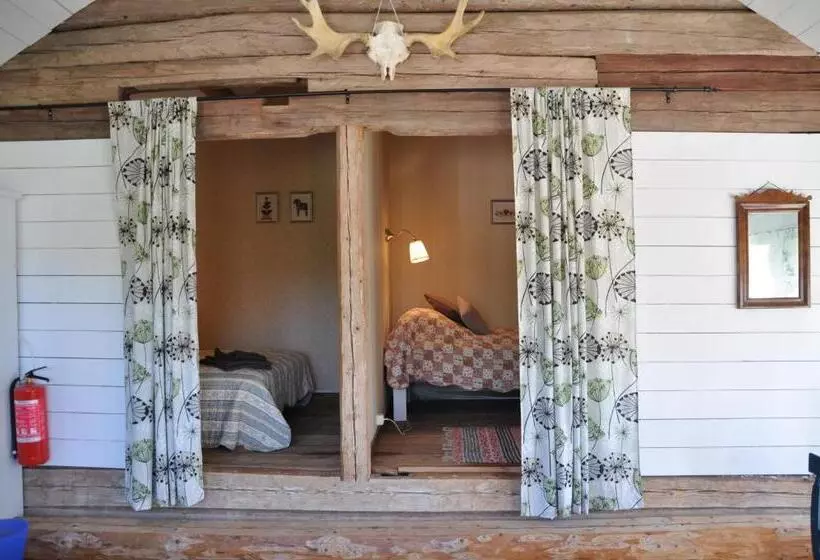 Aamiaismajoitus (B&B) Kolarbogård