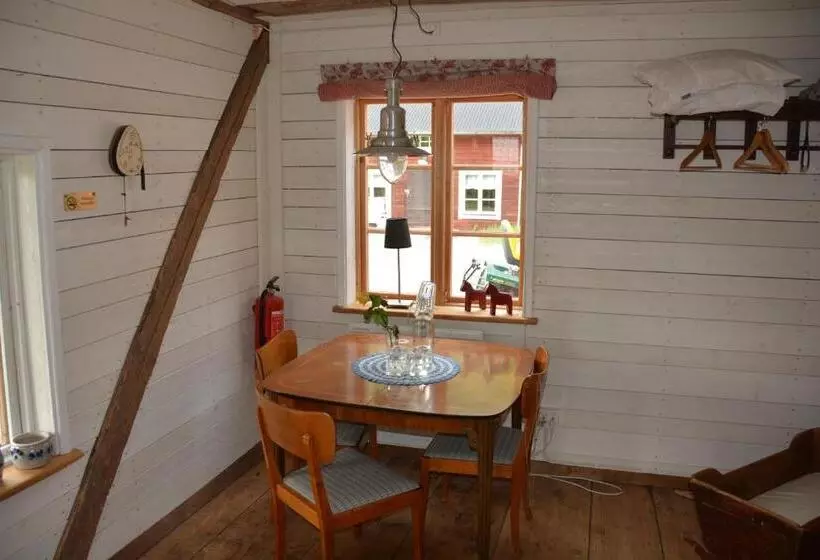 Aamiaismajoitus (B&B) Kolarbogård