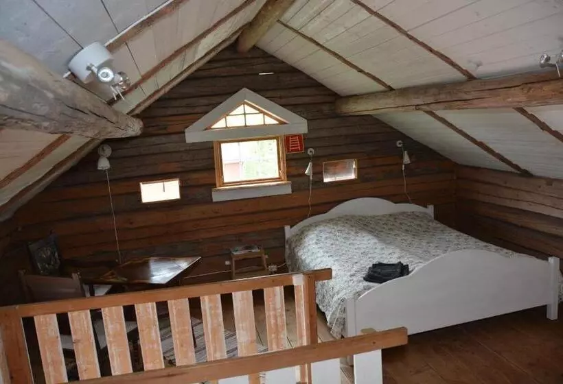 Aamiaismajoitus (B&B) Kolarbogård