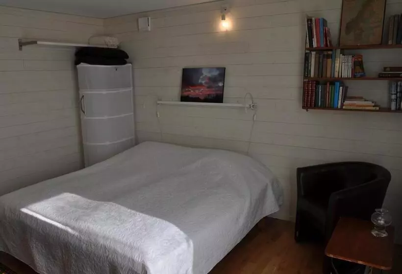 ベッドアンドブレックファースト Room In Ekestad