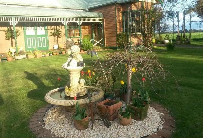 Butterfly Farm Bed And Breakfast Nirranda