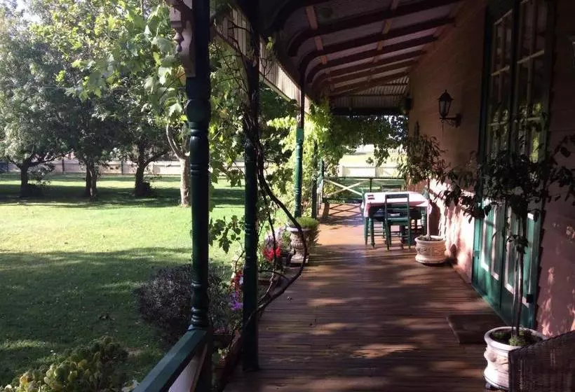 Butterfly Farm Bed And Breakfast Nirranda