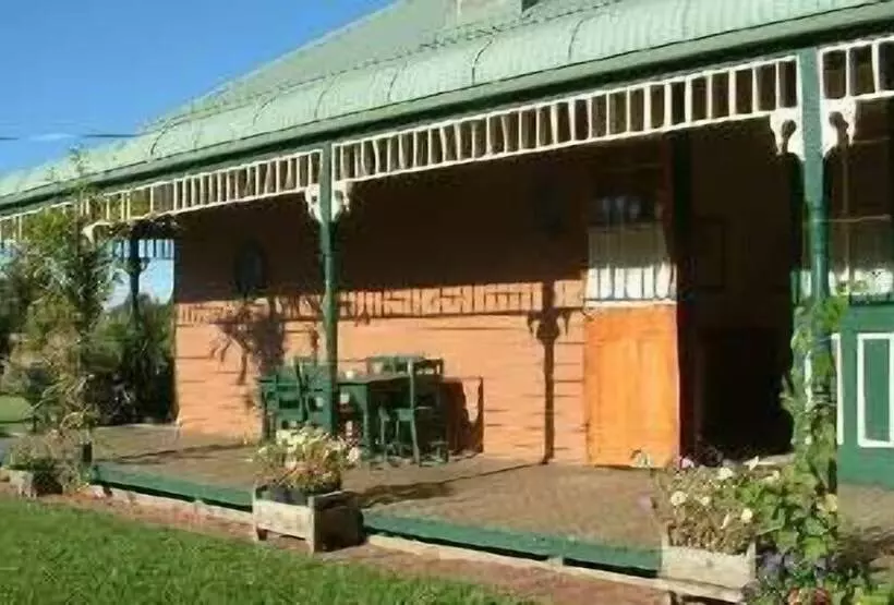 Butterfly Farm Bed And Breakfast Nirranda