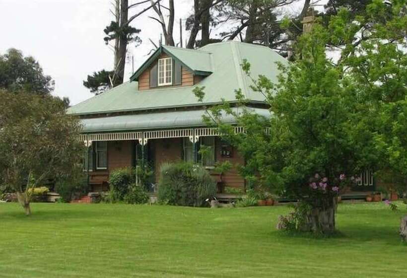 Butterfly Farm Bed And Breakfast Nirranda