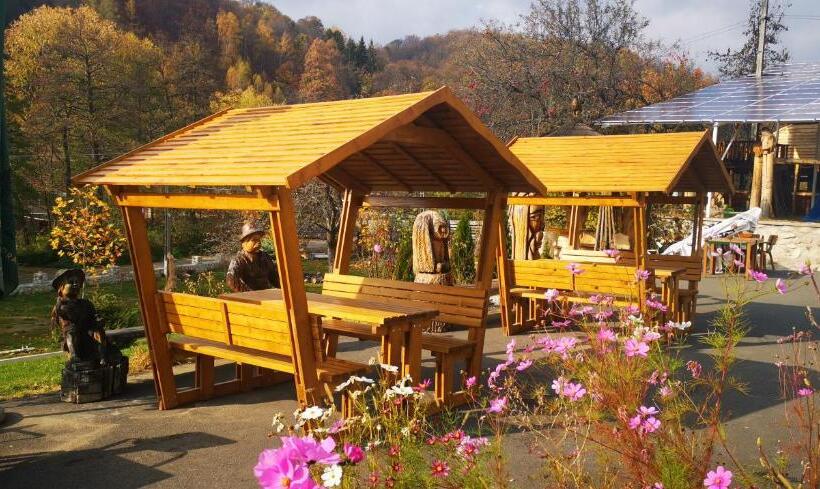 酒店 Pensiunea Agroturistica Cerna, Vaideeni, Valcea