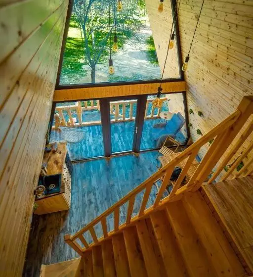 Hotelli Pensiunea Agroturistica Cerna, Vaideeni, Valcea