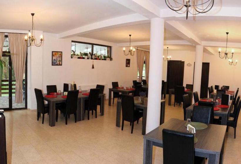 بنسيون Casa Cu Nuc