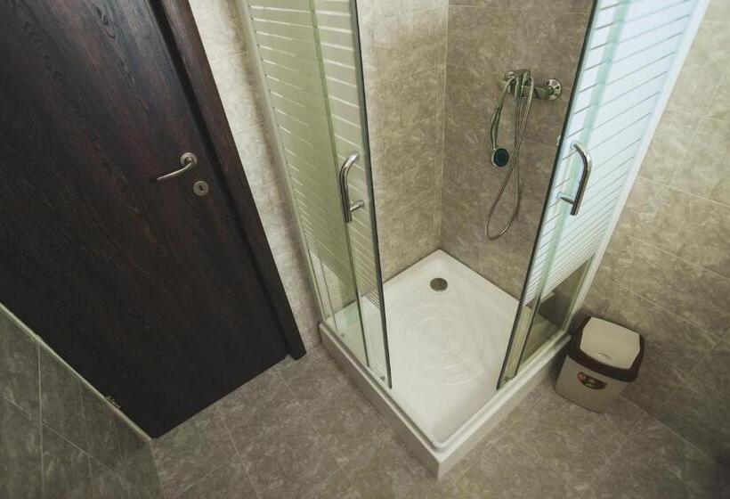 بنسيون Casa Cu Nuc