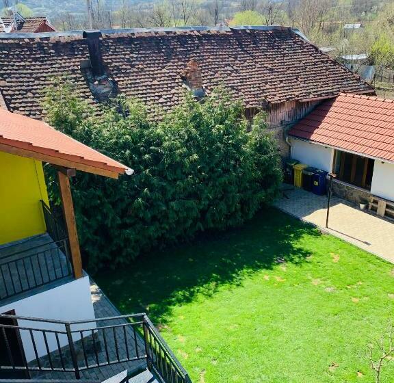 Pensão Casa La Moara Din Grădină