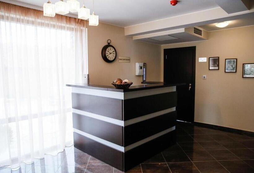 펜션 Einstein House & Spa