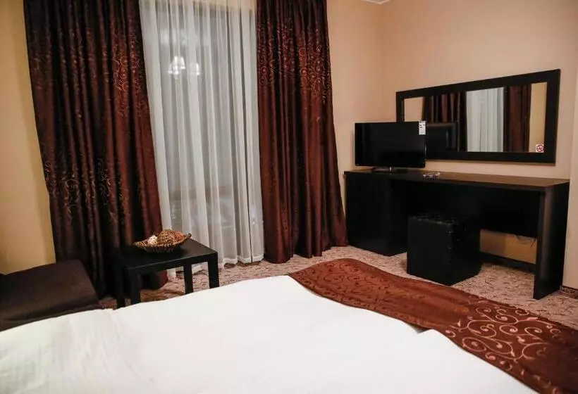 Majatalo Einstein House & Spa