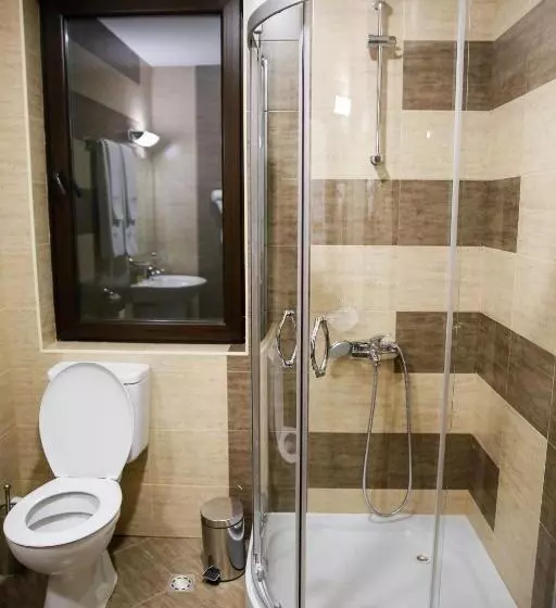 Majatalo Einstein House & Spa