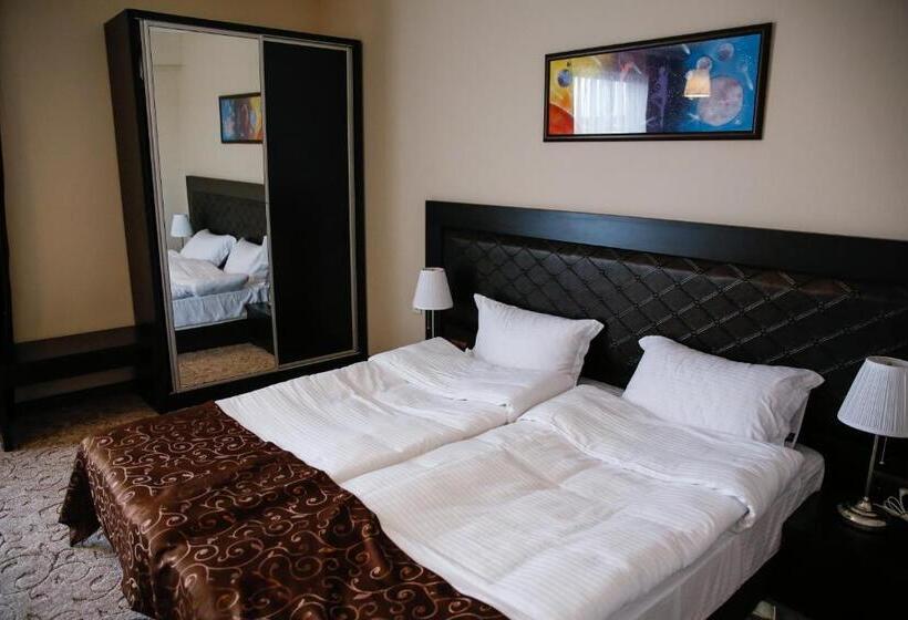 펜션 Einstein House & Spa