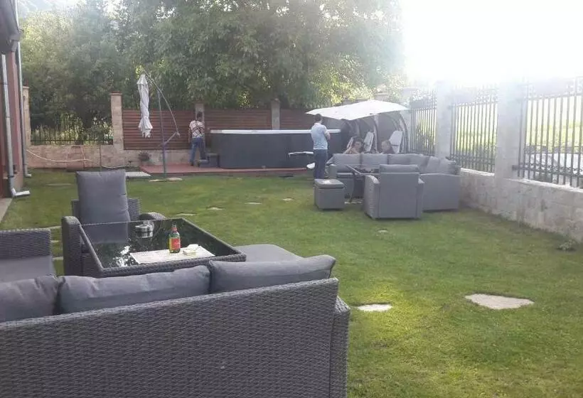 Majatalo Lakata Guest House