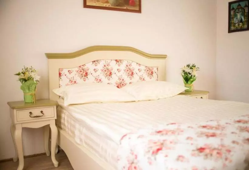 استراحتگاه Conacul Maria Theresa