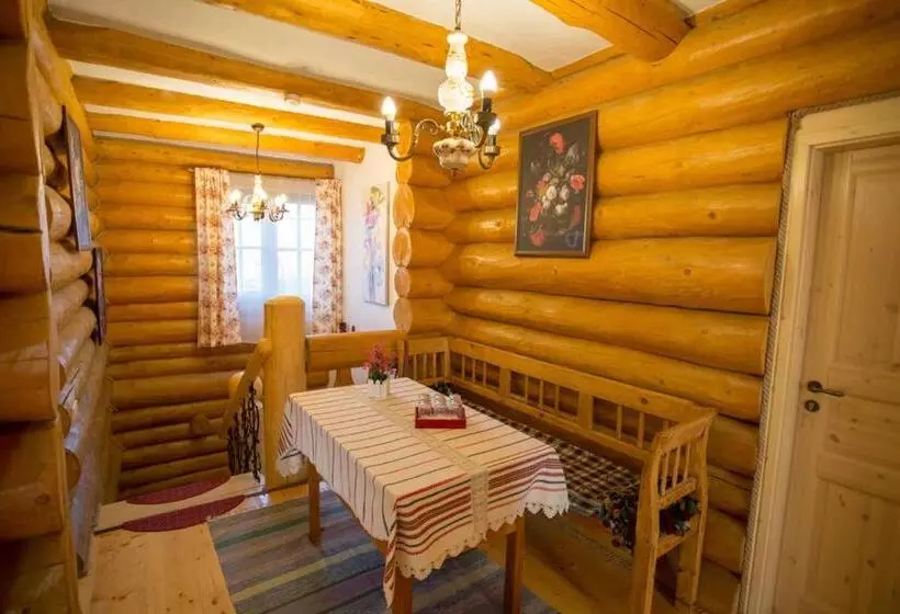 استراحتگاه Conacul Maria Theresa