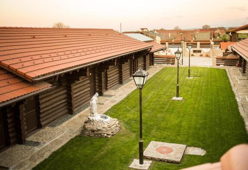 אתר נופש Conacul Maria Theresa