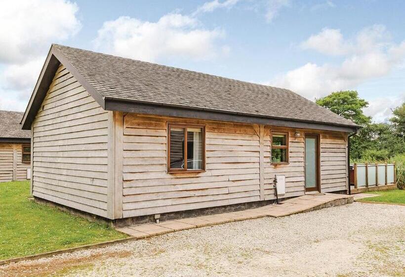 منتجع Oakwood Lodges