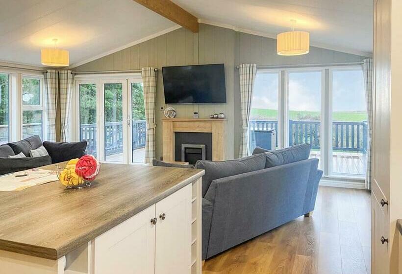 Resort Whitecairn Holiday Park